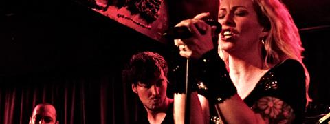 Anneke Van Giersbergen480