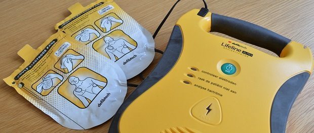 defibrillator 620 defibrillator