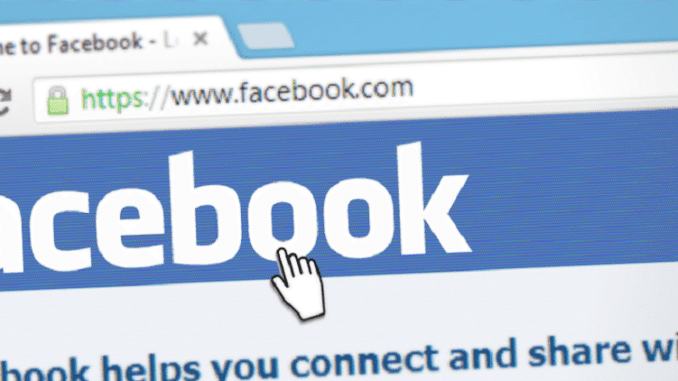 Facebook homepage by Pixabay and Simon 1024