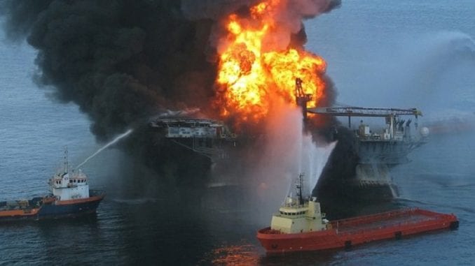 oil-rig-explosion by pixabay and skeeze 1024 midified sawdust