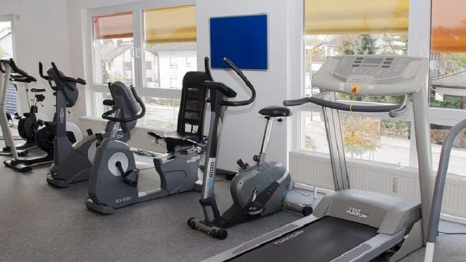 fitness-studio by Michael_Laut and Pixabay 1024 treadmills, neurocinematic testing